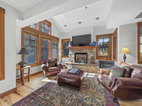 Union Creek Townhome 164D New Listing! townhouse